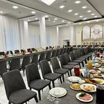 Поминки в кафе